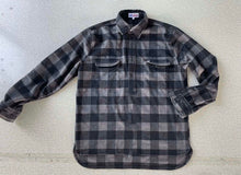 Load image into Gallery viewer, Grey Check 100% Wool Shirt
